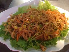 拌豆芽-杀猪天·韩国烤肉(总店)