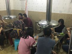 大堂-罗姐烧烤(东风路一段店)