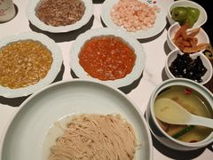 -裕兴记•蟹黄面馆(人民广场店)