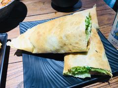 -八月美食小馆(银泰城总店)
