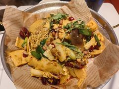 -红渡小香·牛肉麻辣香锅(车站南路店)