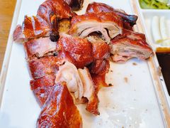 小刀鸭-老滇山寨•云南特色菜•地方菜•民族风情歌舞表演(呈贡店)