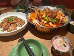 -耶里夏丽·丝路国际·新疆餐厅(浦东区东方路店)
