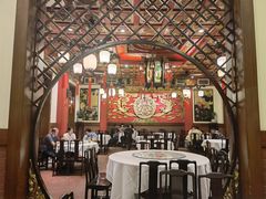 -梅龙镇酒家(南京西路总店)