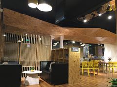 大堂-新华里咖啡书吧(新华书店小寨店)