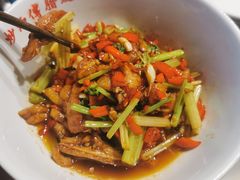-炒师傅腊鲢鱼(左家塘店)