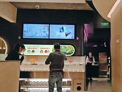 -左庭右院鲜牛肉火锅(金山万达店)