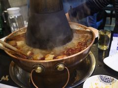 -楼外楼大刀肉传统火锅居(幸福街店)