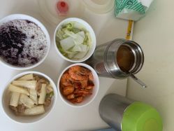 -母仪天下月子中心(光谷店)