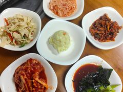 -亲昵春川鸡排(韩国美食街店)