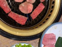 -炼火烤肉店