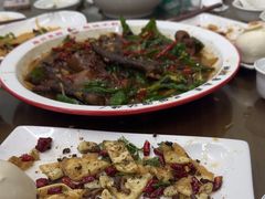 -鲁南仔·滕州炒鸡(经三路店)