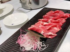 -红鼎豆捞·非遗鲍皇汤火锅(宝丰路店)