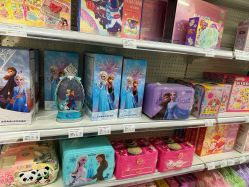 -玩动奇季品牌玩具超市