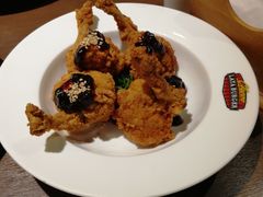 -拉亚汉堡经典餐厅(商城路店)