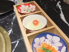 -山川小町·极番烧肉(新地假日广场店)