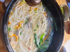 -勺子米线·云南传统小吃市集(四方街店)