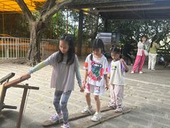 -青青世界