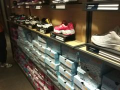 -斯凯奇(八达岭奥特莱斯店)