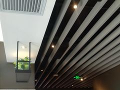 -肯德基(湾畔店)