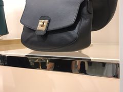 -东荟城名店仓