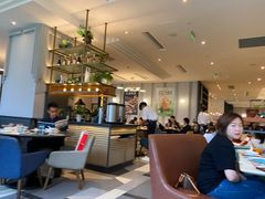 -港丽餐厅(高德置地店)