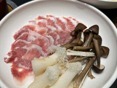 和牛菌锅打边炉-黔蘑菇四季餐厅(观山湖店)