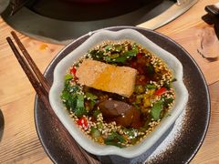 -湊湊火锅·茶憩(杭州湖滨银泰in77店)