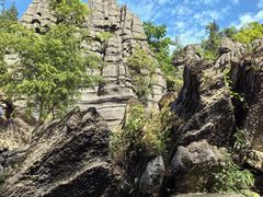 -梭布垭石林景区