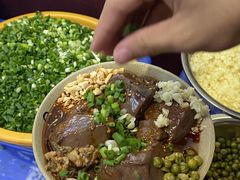 -谢老五跷脚牛肉·非遗传承店
