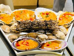 -围炉肉舍•炭烤活鳗•丹东海鲜烤肉(步行街店)