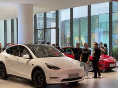 -TESLA 特斯拉(广州天环广场体验店)