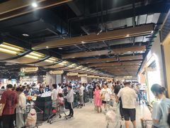 -胖东来生活广场(健康路店)