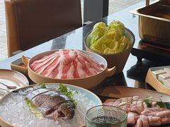 -雾山韩式烤肉·海南糟粕&椰子鸡火锅·海景餐厅(三亚绿发山海天JW万豪酒店)