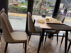 靠窗位-开口笑·精选水饺