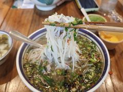 -云阿蛮云南生烫牛肉米线(奉贤路店)