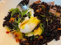 炙烤三文鱼拌饭-Moka Bros 摩卡站(西单大悦城店)