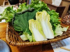 -草家酱蟹炭火烤肉店(珲春南路一店)