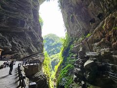 -龙水峡地缝景区