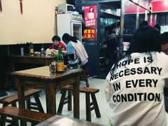 大堂-潘国仙耳光馄饨(黄家阙路店)