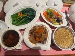 -兰心墩楠月子会所(万达店)