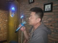 -云晓光头烧烤吧(盛夏店)