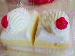-红宝石·鲜奶小方·海派西点房(金杨店)