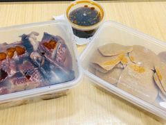 -狗撵鸭(泰山公寓店)
