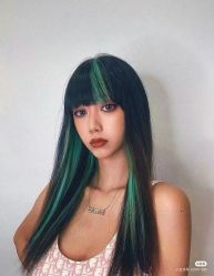 -时尚殿堂明星门店