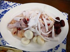 -范饭椰林川湘味海鲜·椰子鸡(三亚湾椰梦长廊店)