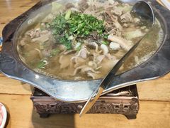 -谢老五跷脚牛肉·非遗传承店