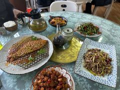 -天天向上素食餐厅(五台山店)