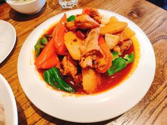 特色大盘鸡-阿里家·新疆烤肉酒場 by MIG