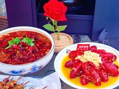 -霸气大叔干锅鸭头·龙虾烧烤·川菜·赛事直播(三里屯店)